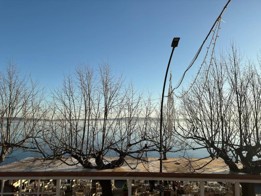 Fronte Lago Nel Centro Storico “La Casa Del Lago” ترفيجنانو رومانو المظهر الخارجي الصورة